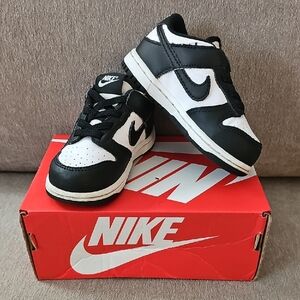 NIKE Dunks 'Pandas' Toddler Size 7
